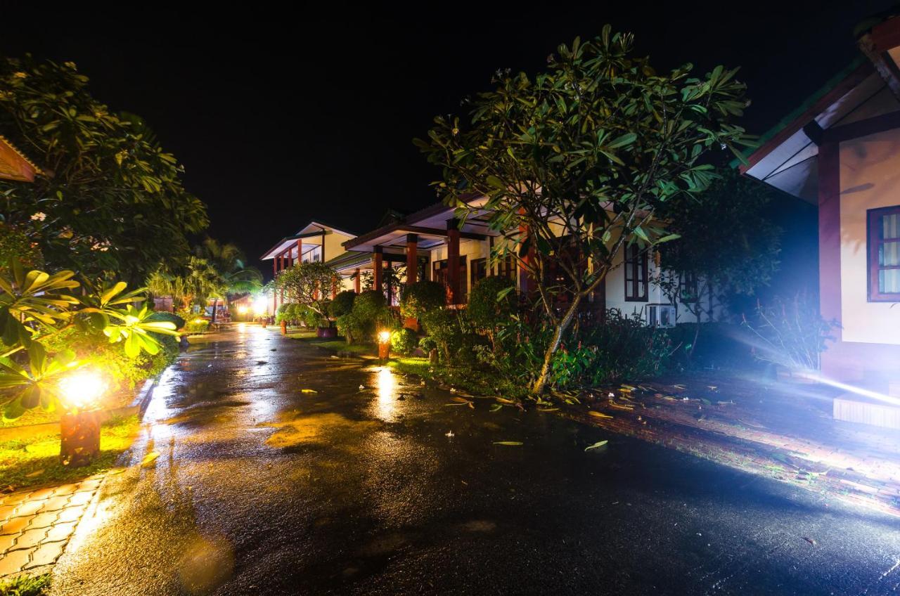 Sleep In Lanta Resort Ko Lanta Exterior foto